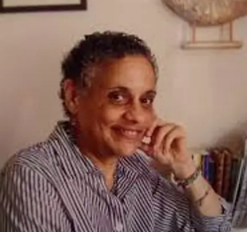 Influential Women: Jannat Bey for More Than 2 Decades of Freelance Writing Rooted in Authenticity, Resilience, & Healing